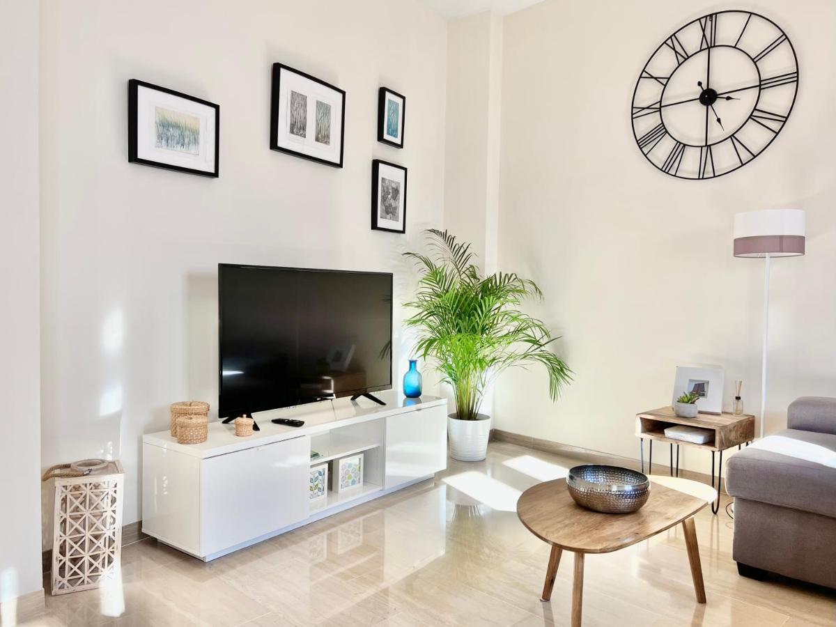 Teodosio Apartment Free Parking & Central Ac Seville Ngoại thất bức ảnh