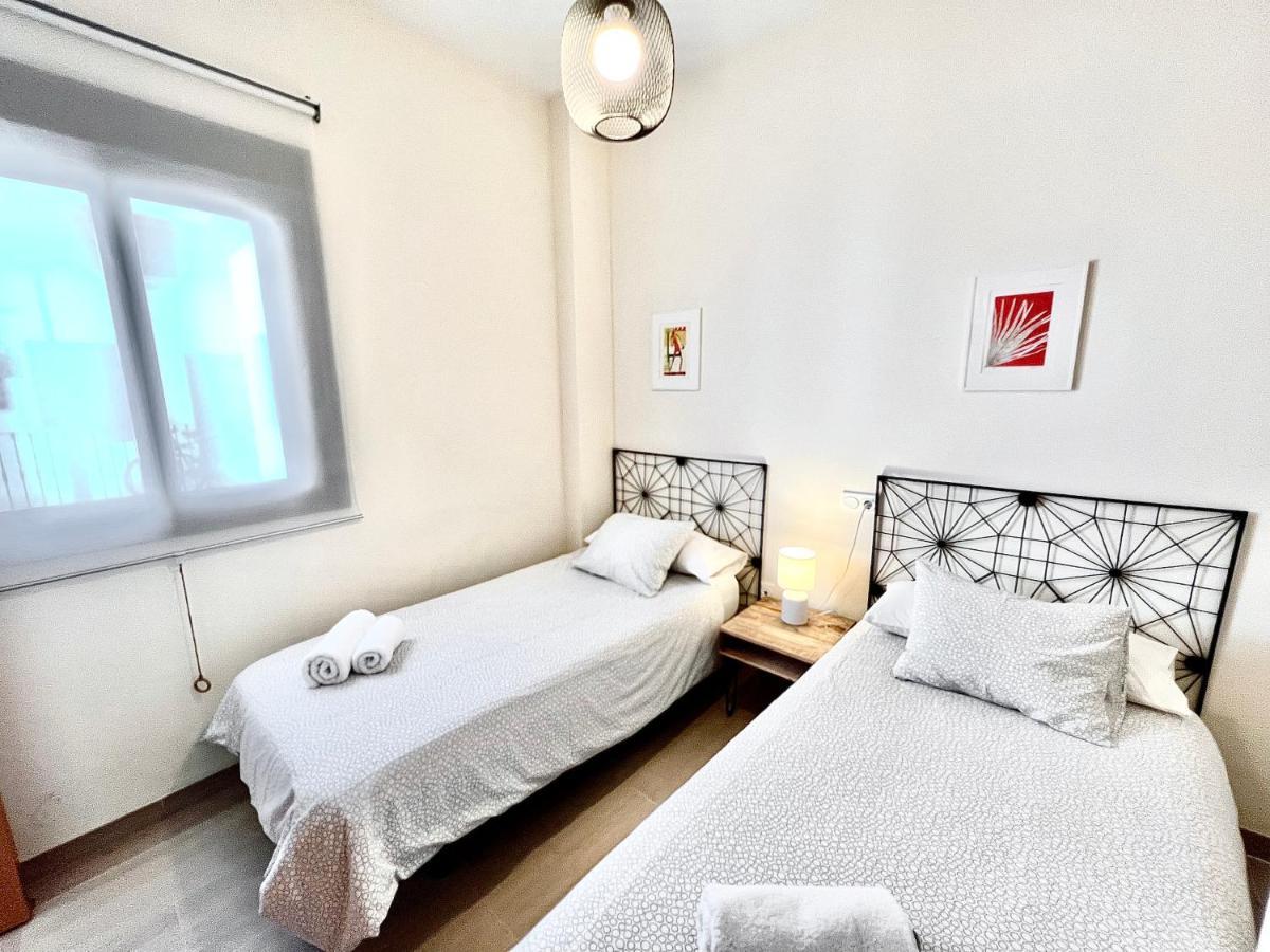 Teodosio Apartment Free Parking & Central Ac Seville Ngoại thất bức ảnh