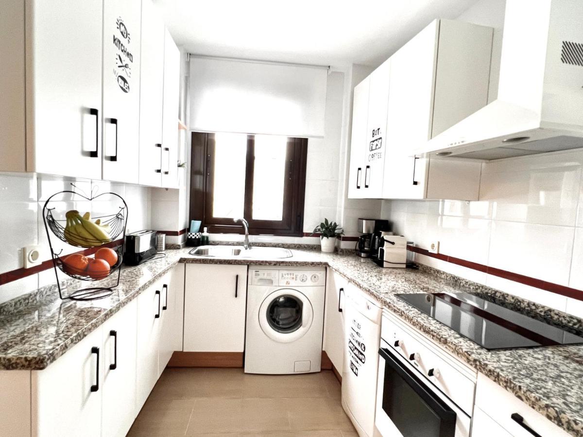 Teodosio Apartment Free Parking & Central Ac Seville Ngoại thất bức ảnh