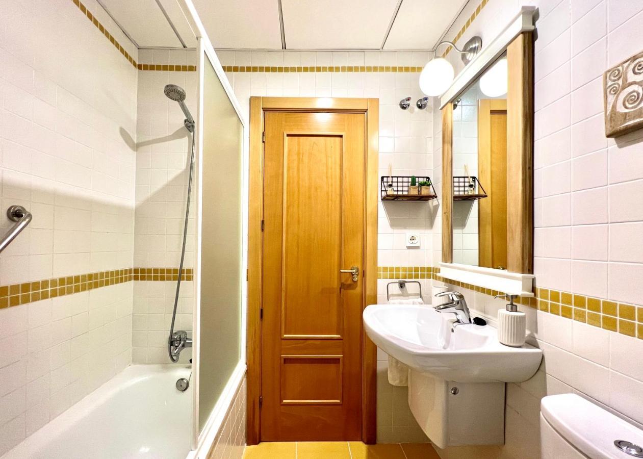 Teodosio Apartment Free Parking & Central Ac Seville Ngoại thất bức ảnh